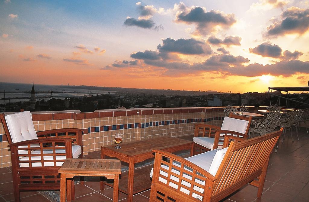 Hotel Fehmi Bey - Special Category Istanbul Exteriör bild